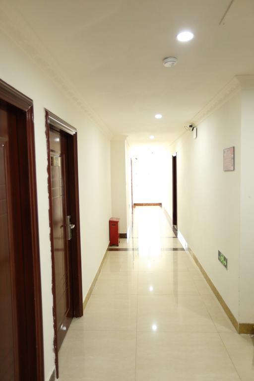 Guangzhou Airport Voyage Service Apartment Baiyun Airport Номер фото